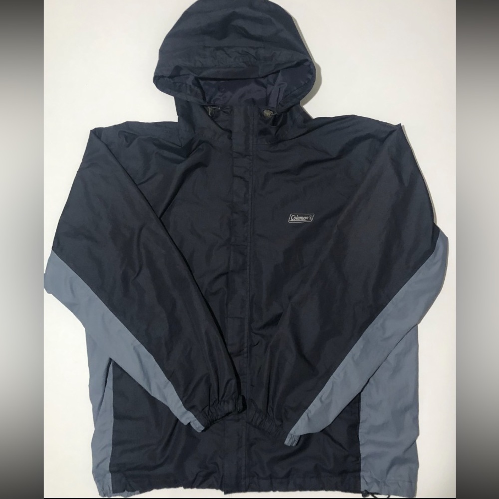 Coleman Windbreaker Mens size Large Dark and Light Grey Color